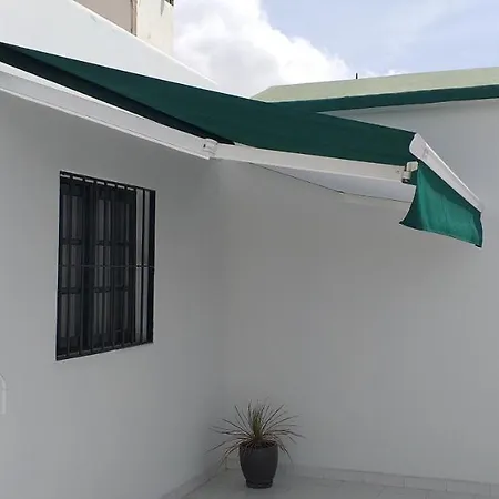 Sunnydaze Tías