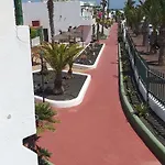 Sunnydaze Apartmán Tías