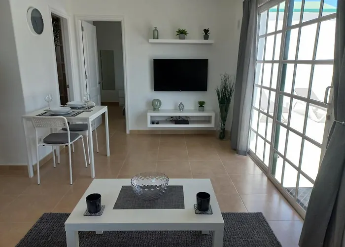 Sunnydaze Tías